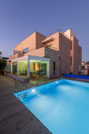 Sunset Villa